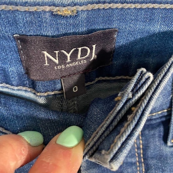 NYDJ Ami Skinny Ankle Embellished Distressed Jeans Size 0 - Picture 5 of 7